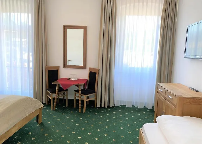 Schwabenwirt Hotel 3*