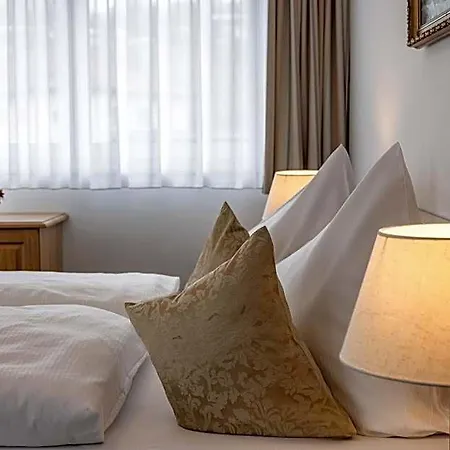 Hotel Schwabenwirt 3*